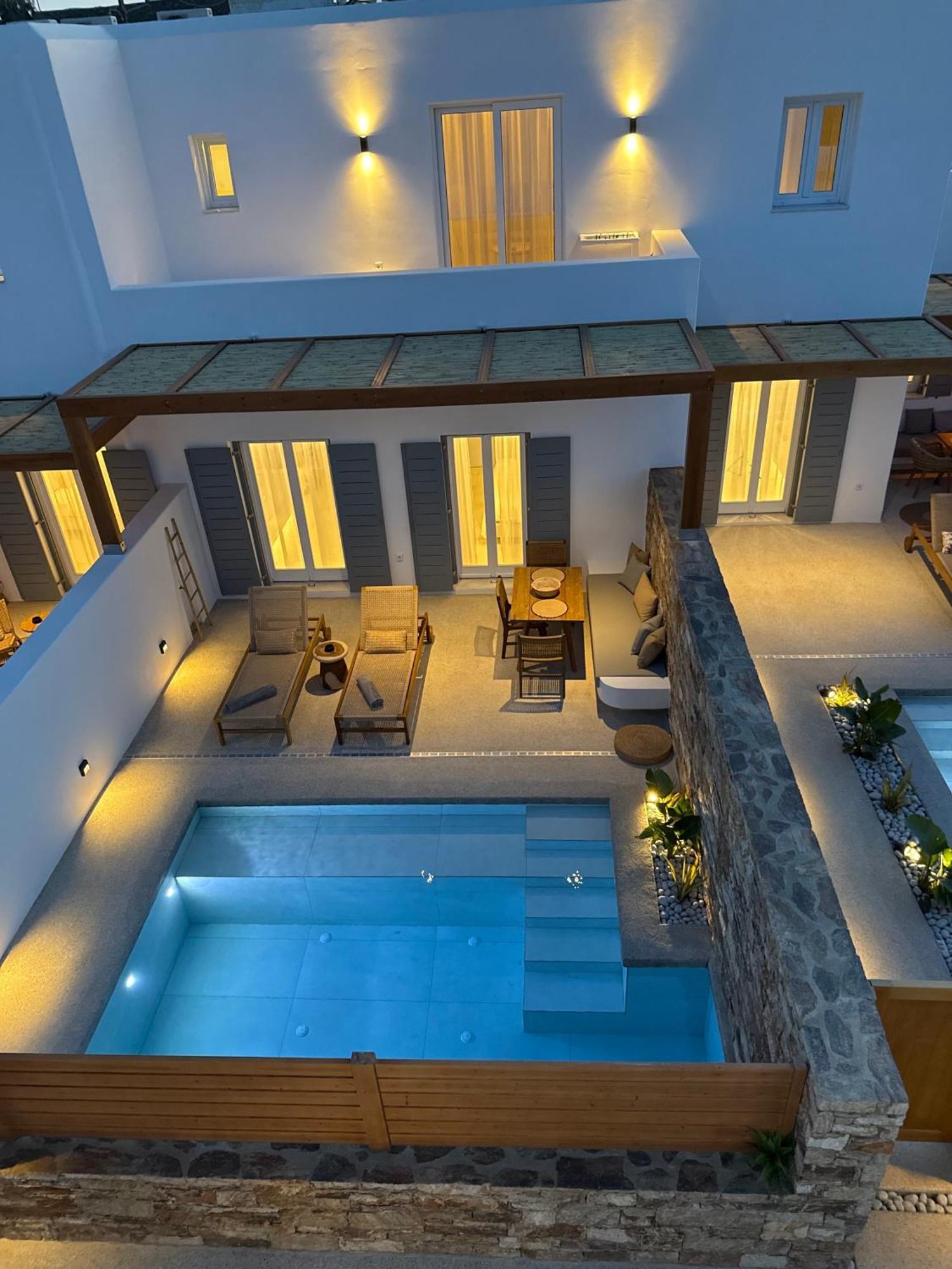 Art Apartment *