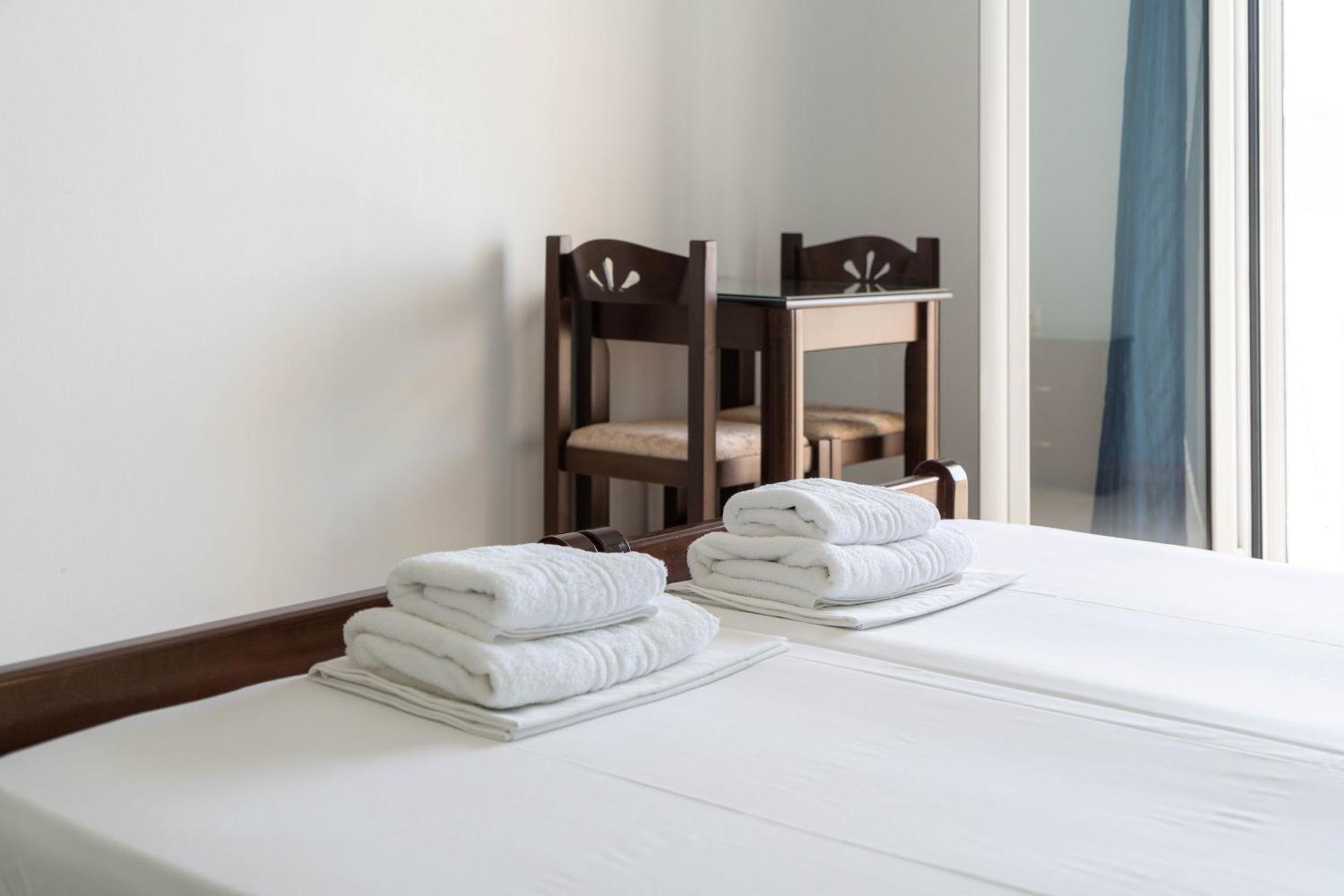Alexandros Hotel