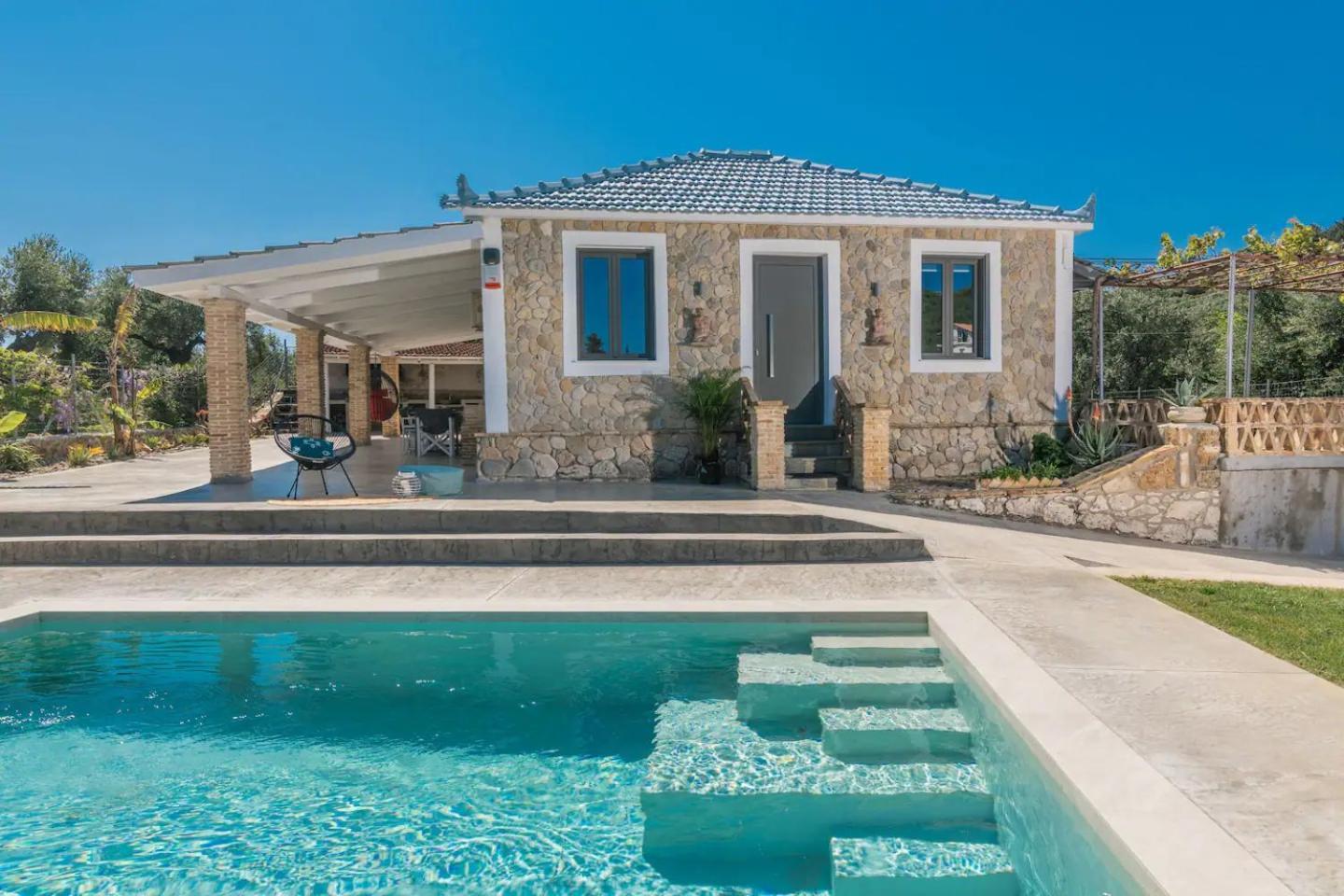 Binios - Private Pool, Walking Distance From The Vasilikos (Zakynthos)