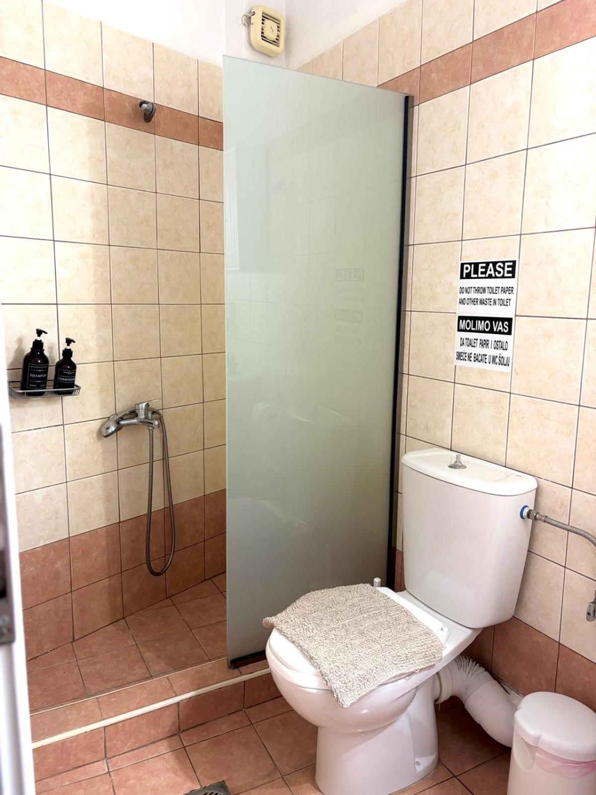 Athina Gia Apartment