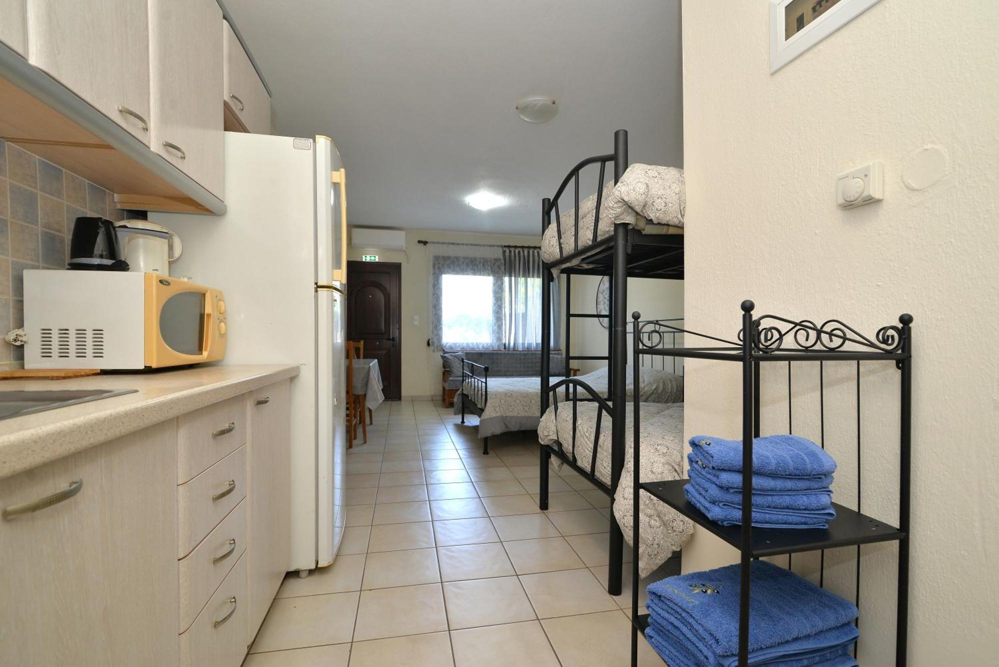 Corner House Leptokarya (Pieria)