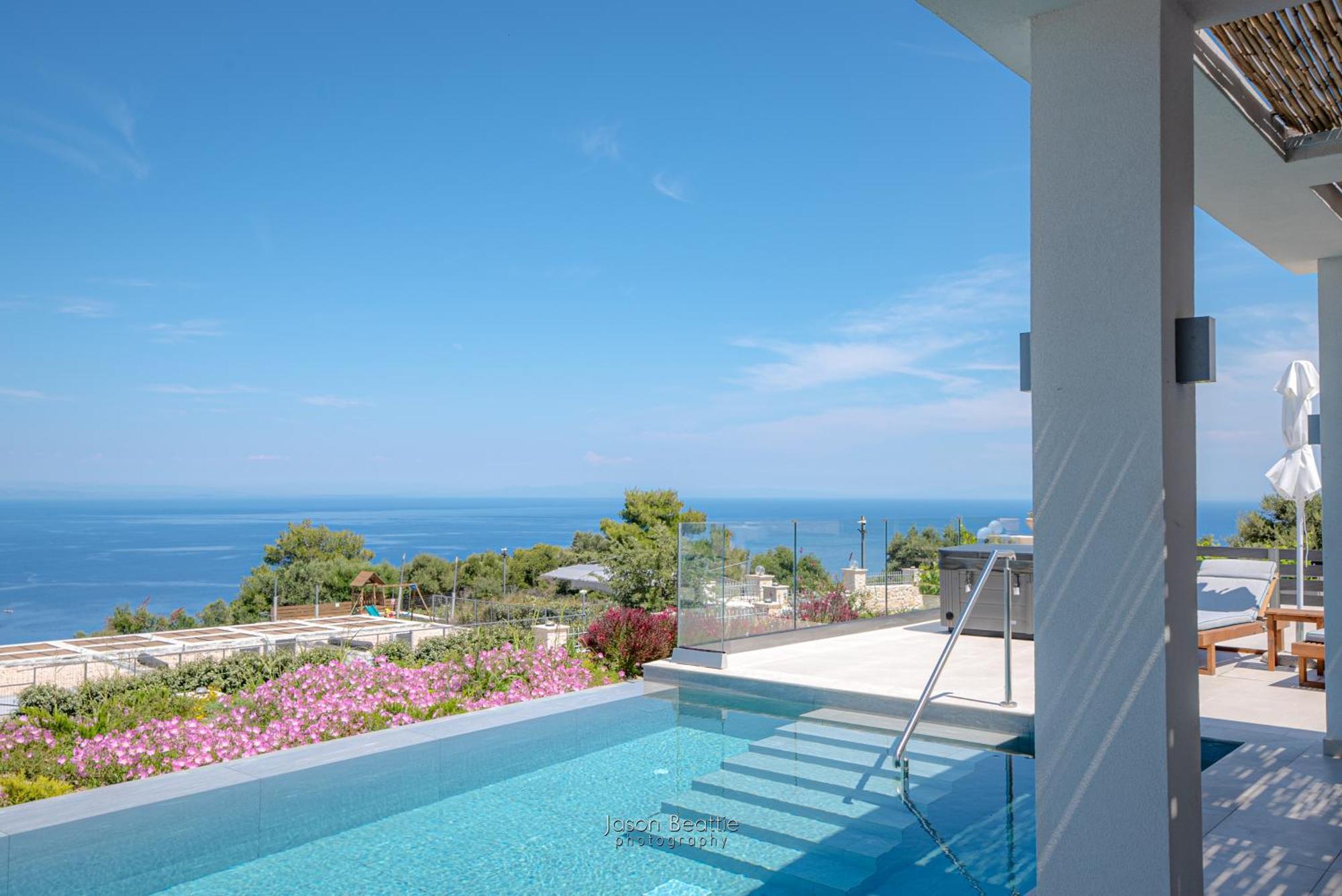 Lamar Private Luxury Villa *