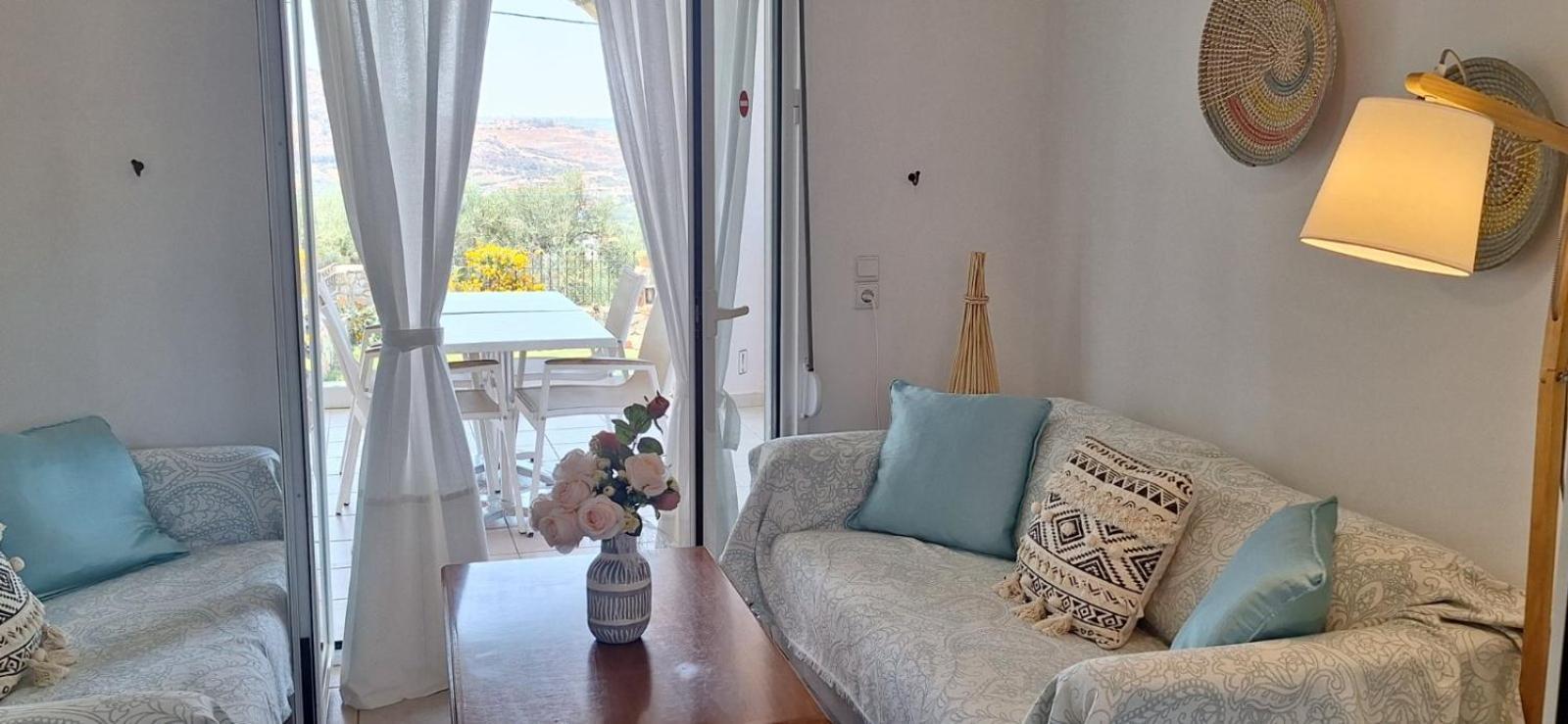 Sea View Manolis With Private Pool Near The Villa