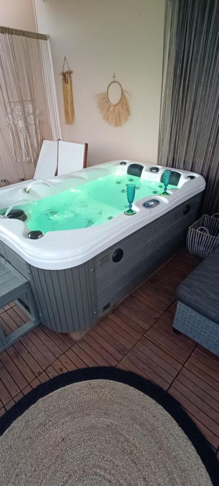 Nefelifamilyhouse With Jacuzzi Villa *