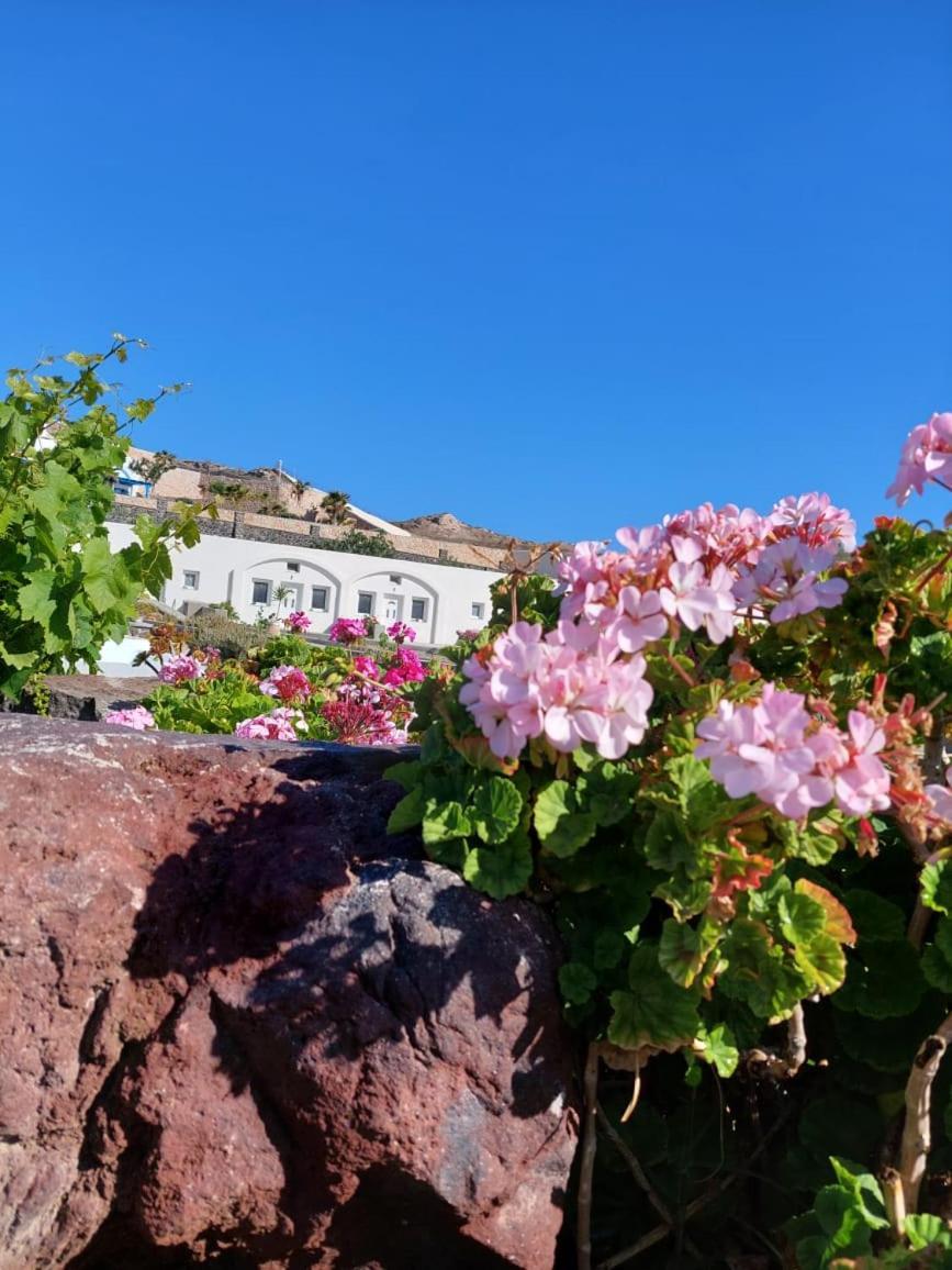 Scirocco Fira (Santorini)