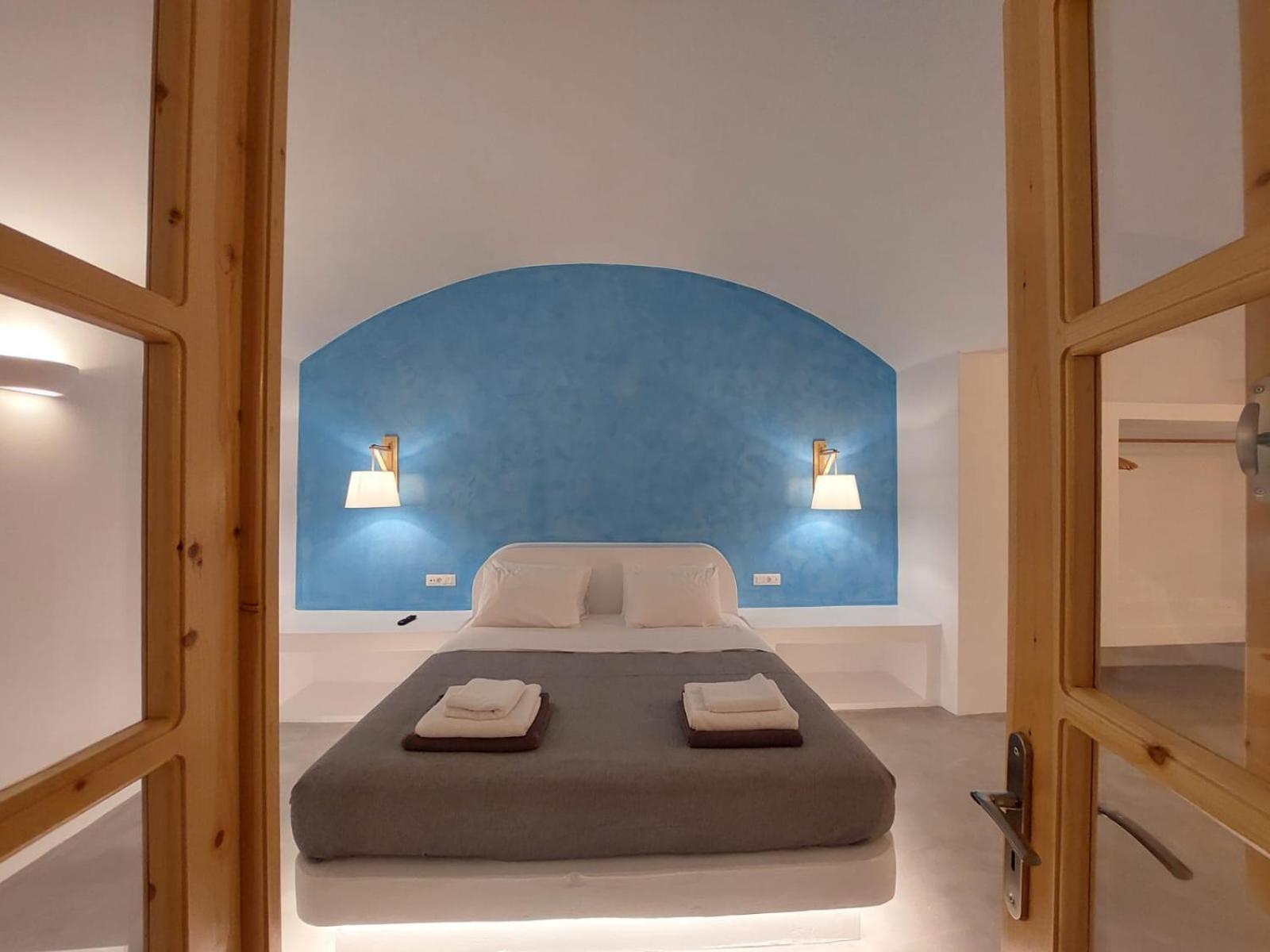 Scirocco Fira (Santorini)