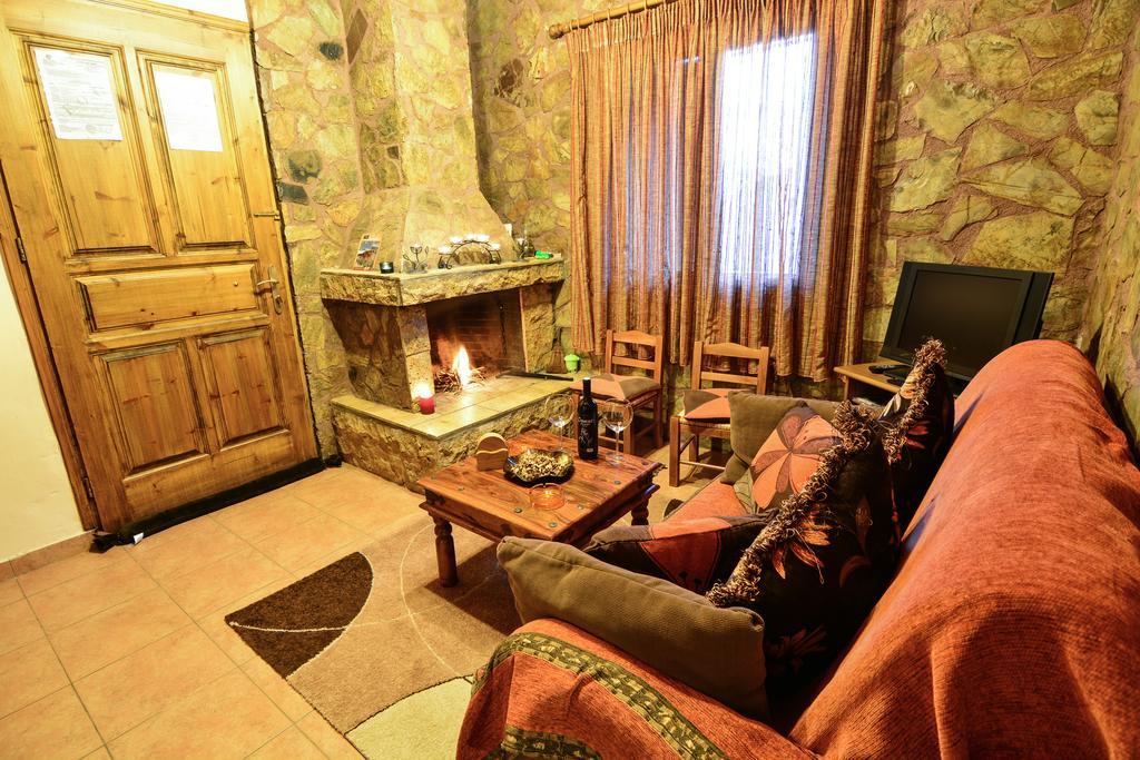Guest house B K Guesthouse - Ξενώνας Β-Κ Ano Trikala
