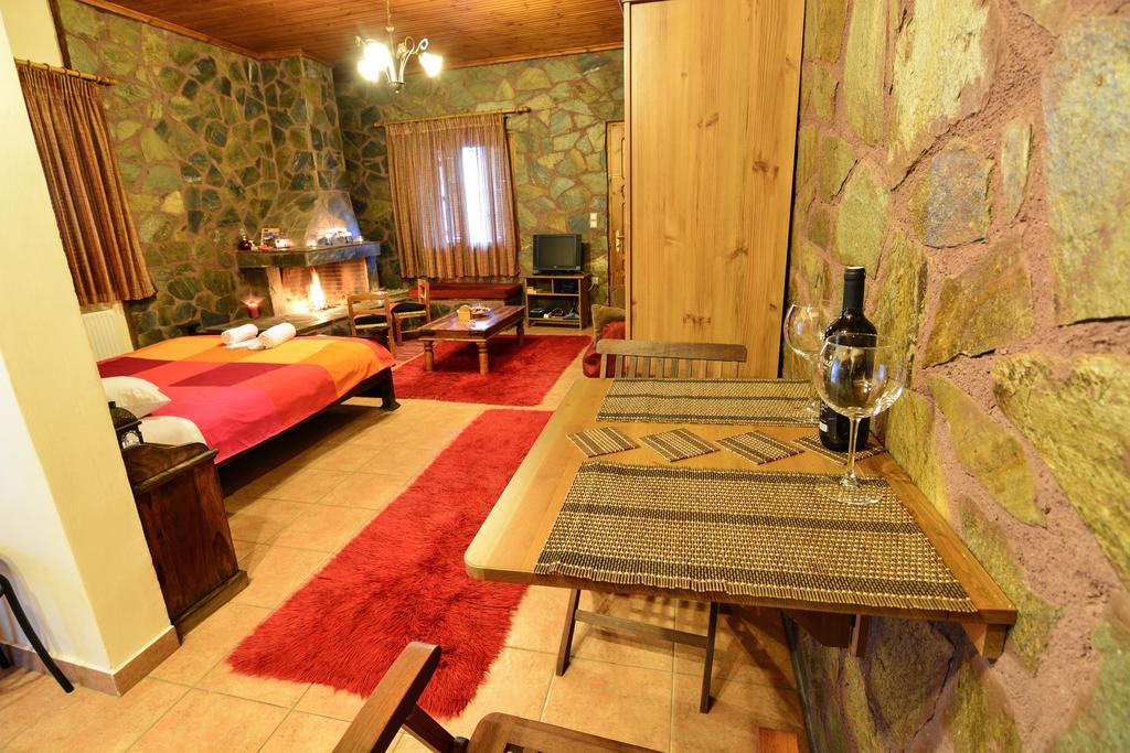 B K Guesthouse - Ξενώνας Β-Κ Guest house *