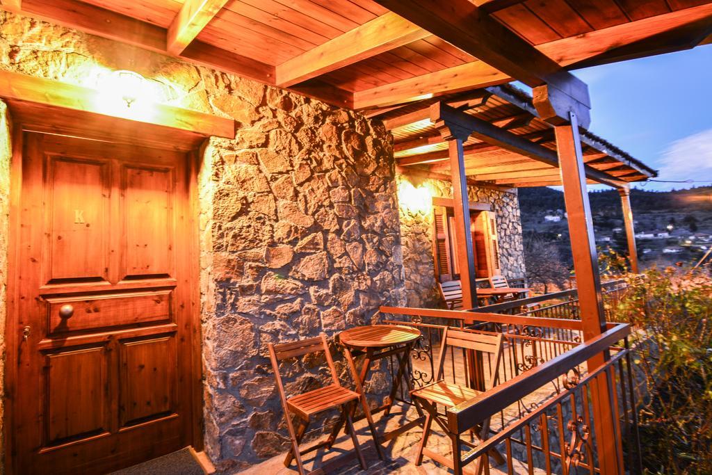 B K Guesthouse - Ξενώνας Β-Κ * Ano Trikala