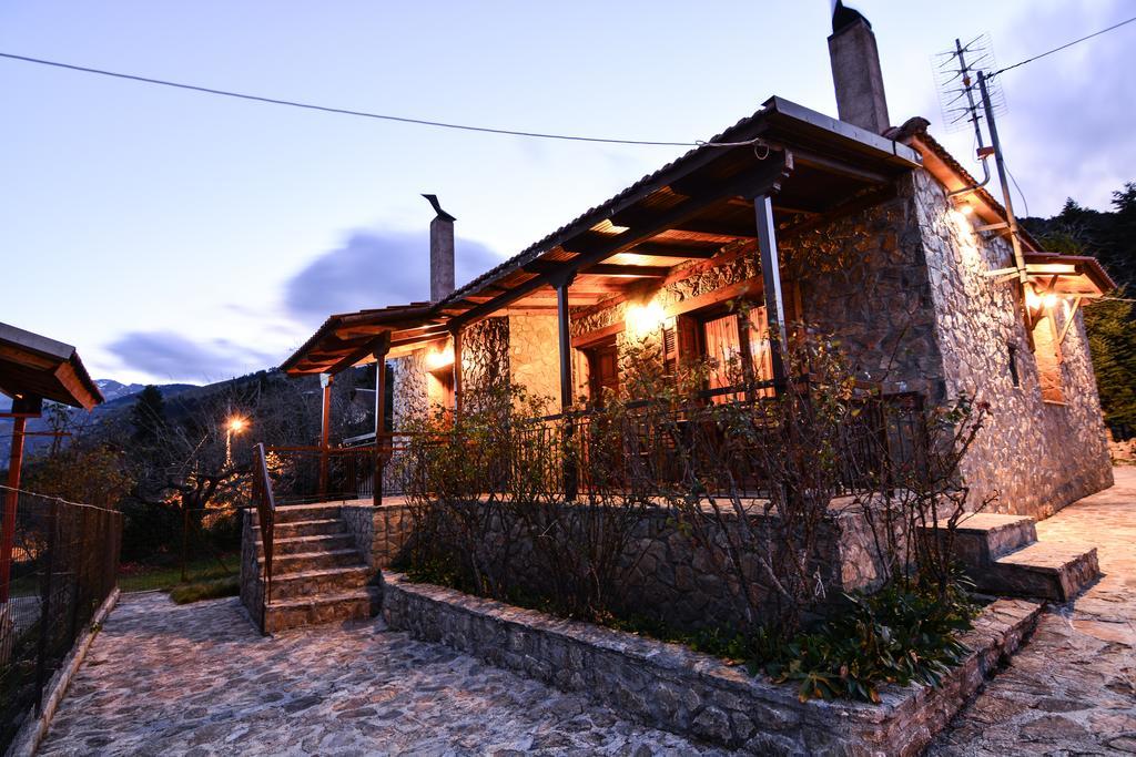 B K Guesthouse - Ξενώνας Β-Κ Guest house *