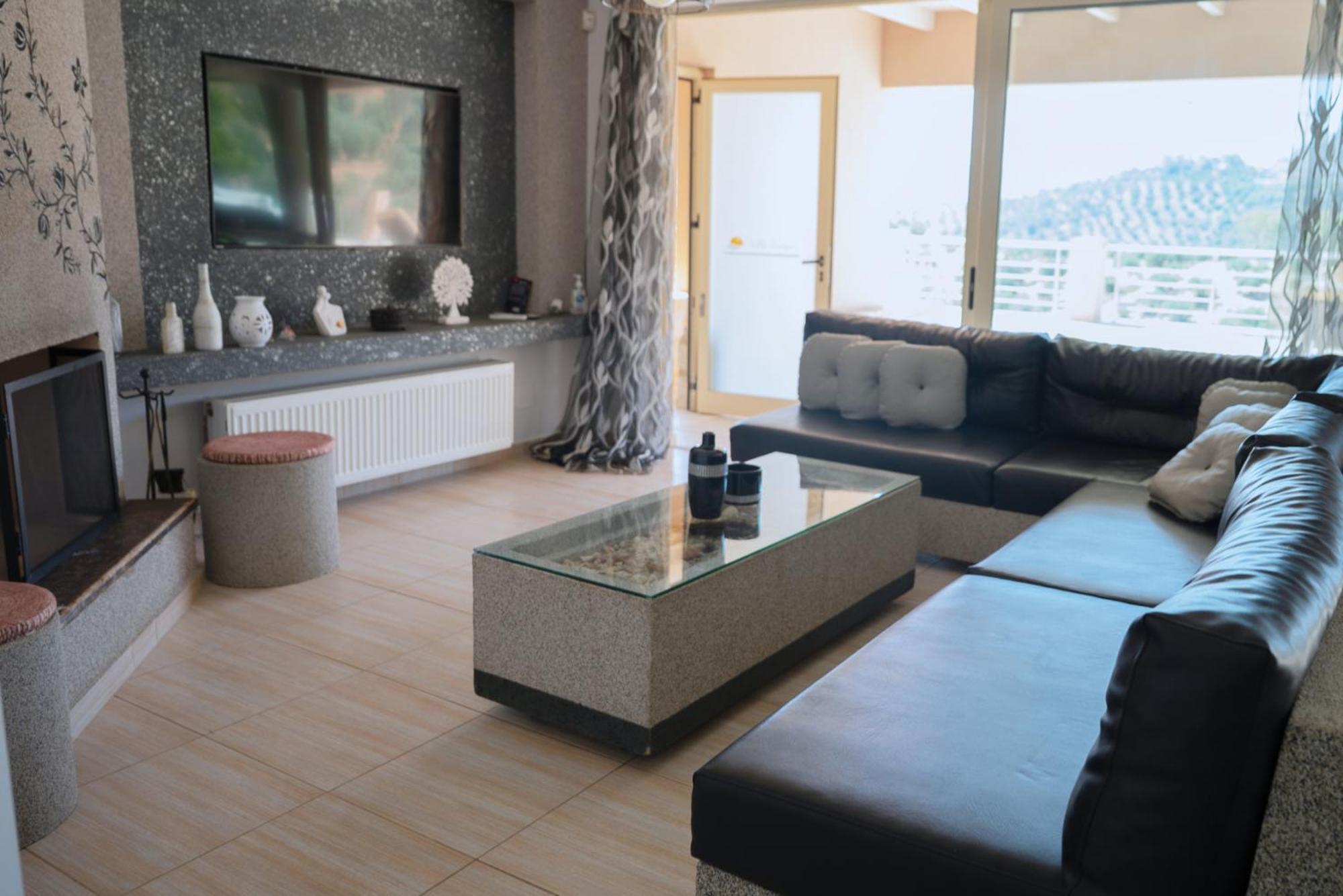 Superb Yiorgos - Heated Pool Jacuzzi - Seaview Heraklion (Crete)