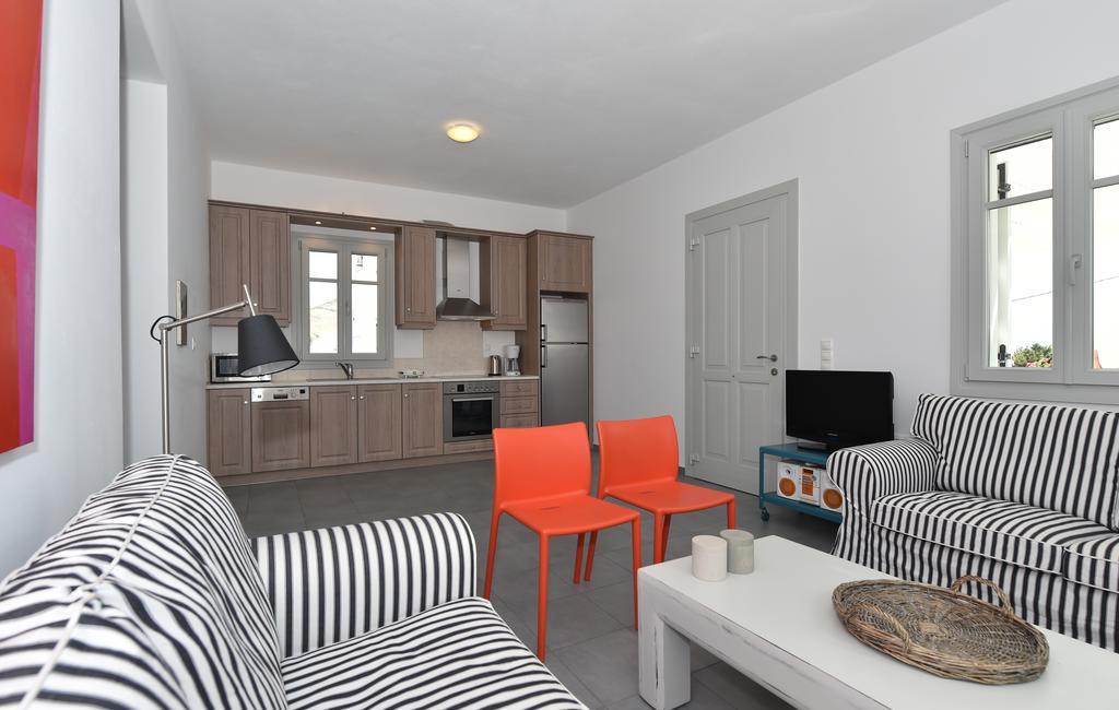 Villa Aspro Villas Piso Livadi