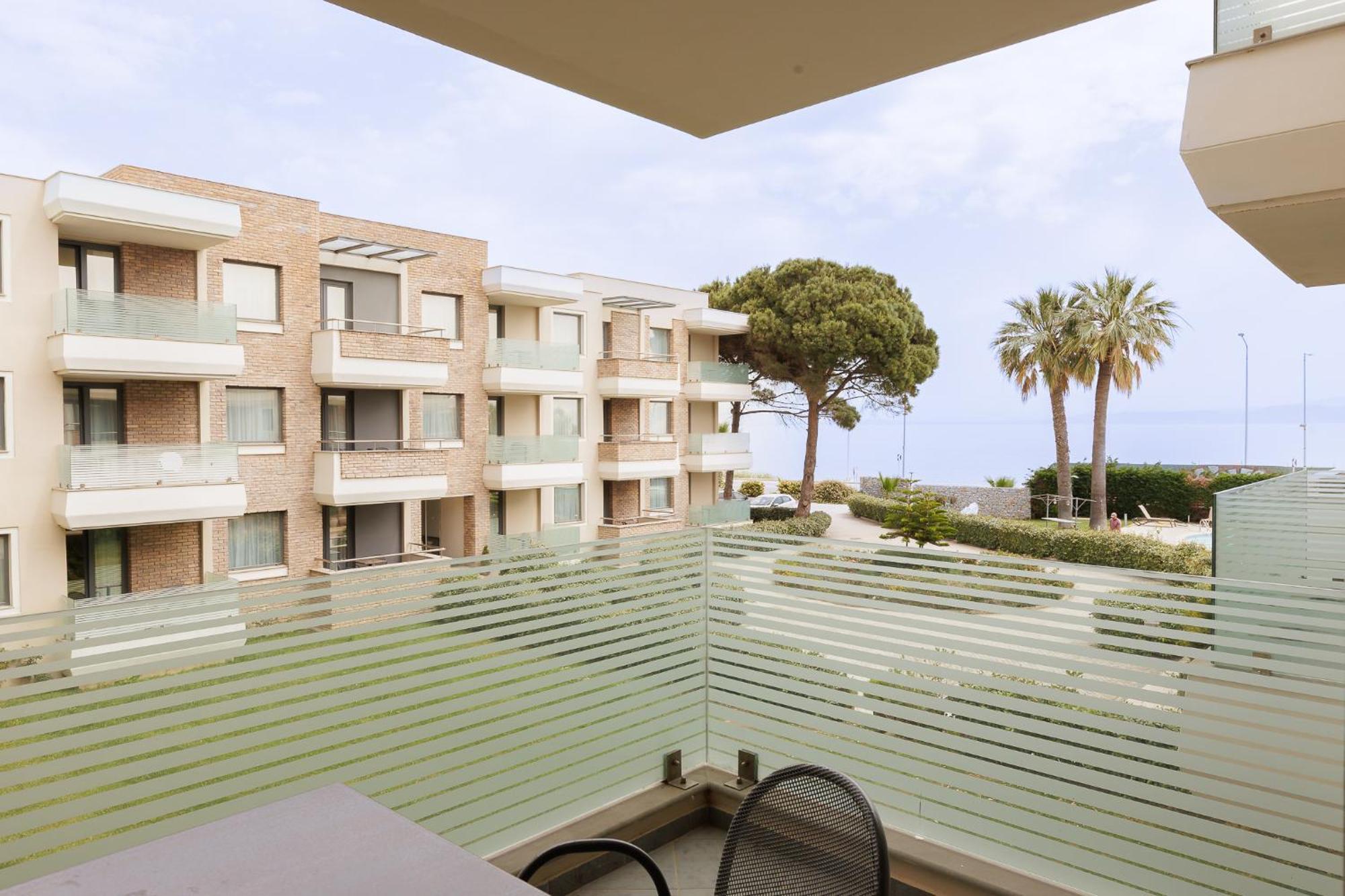 Elysion 5* Mytilene