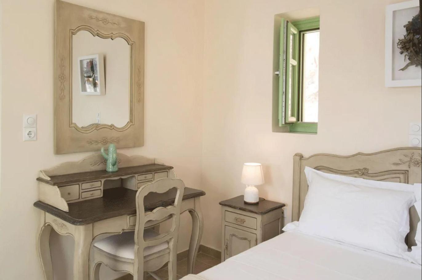 Alkyon Seaside Apartment