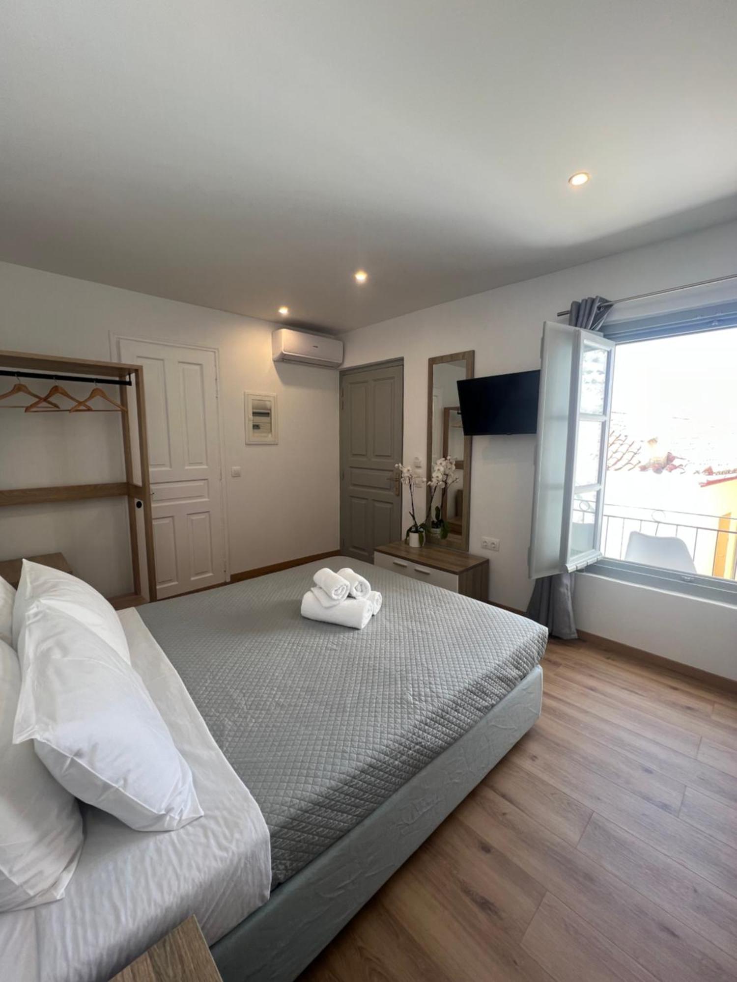 Douskos Guest house
