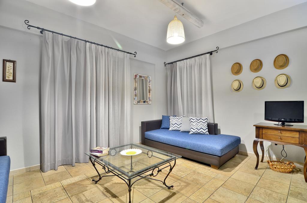 Niriides Luxury