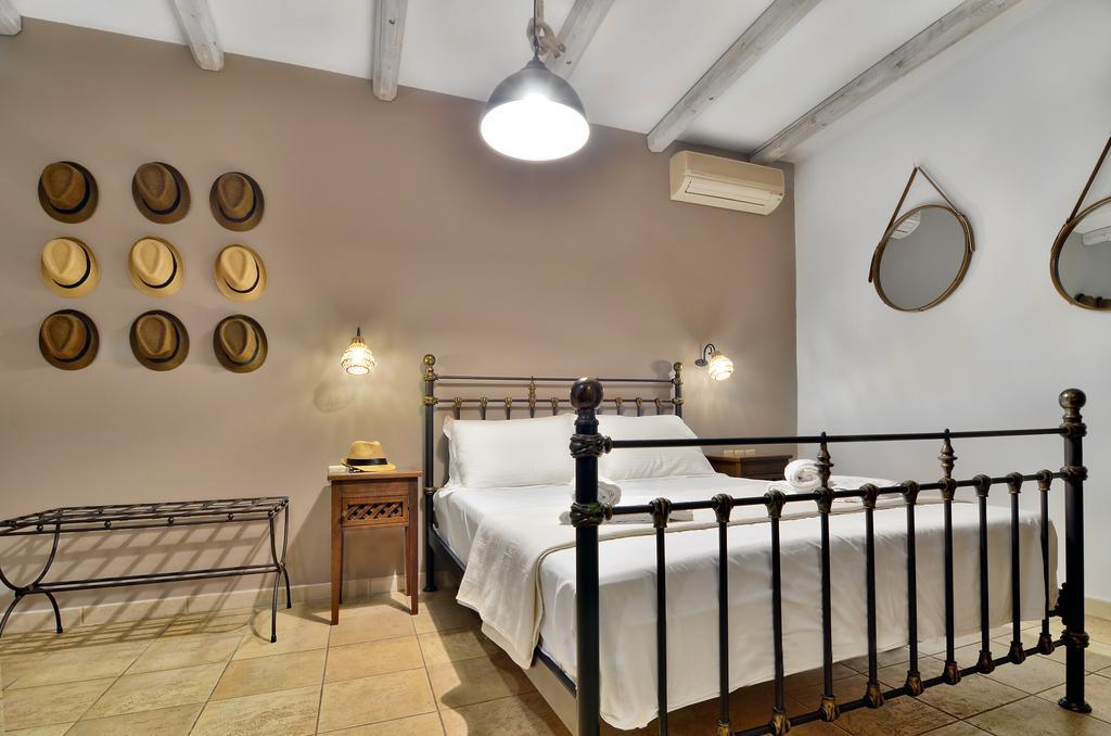 Niriides Luxury Apartment *