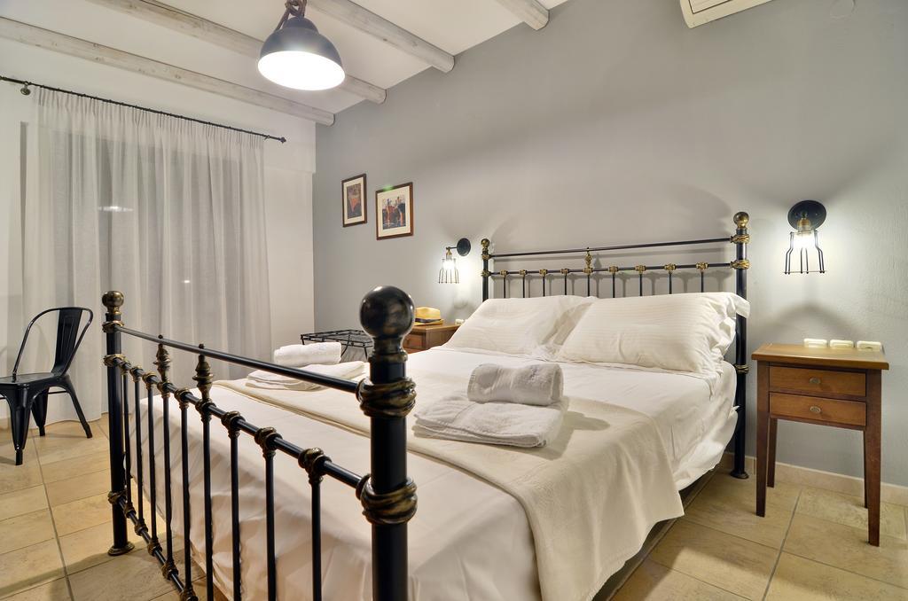 Niriides Luxury *