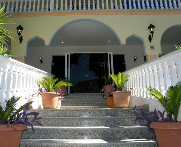 Pefkos Garden Apartment