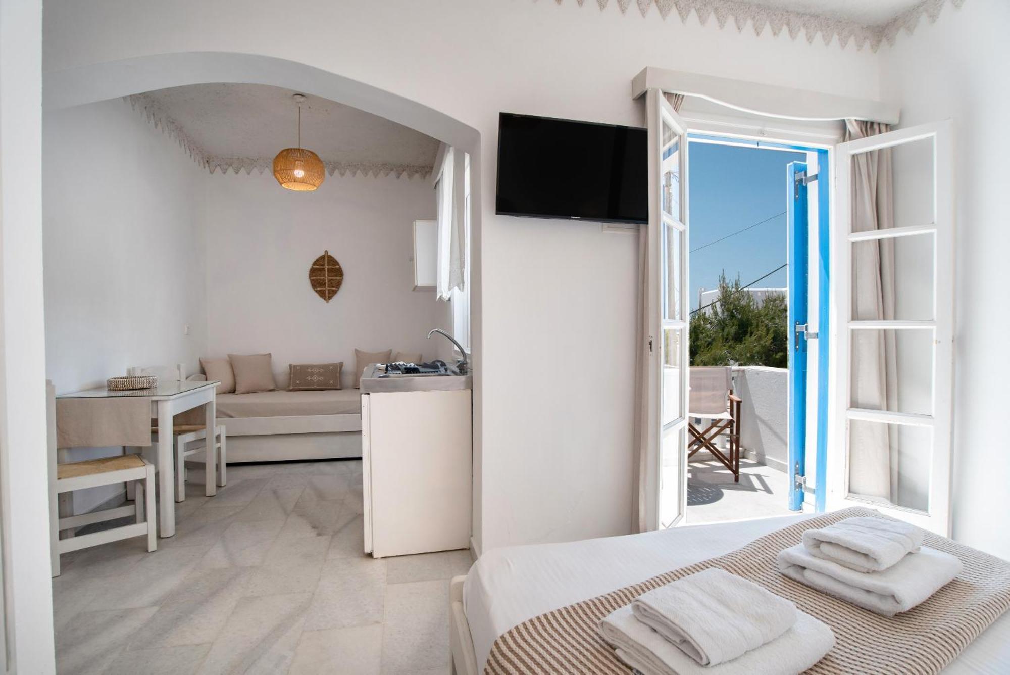 Maroulis Naxos Guest house