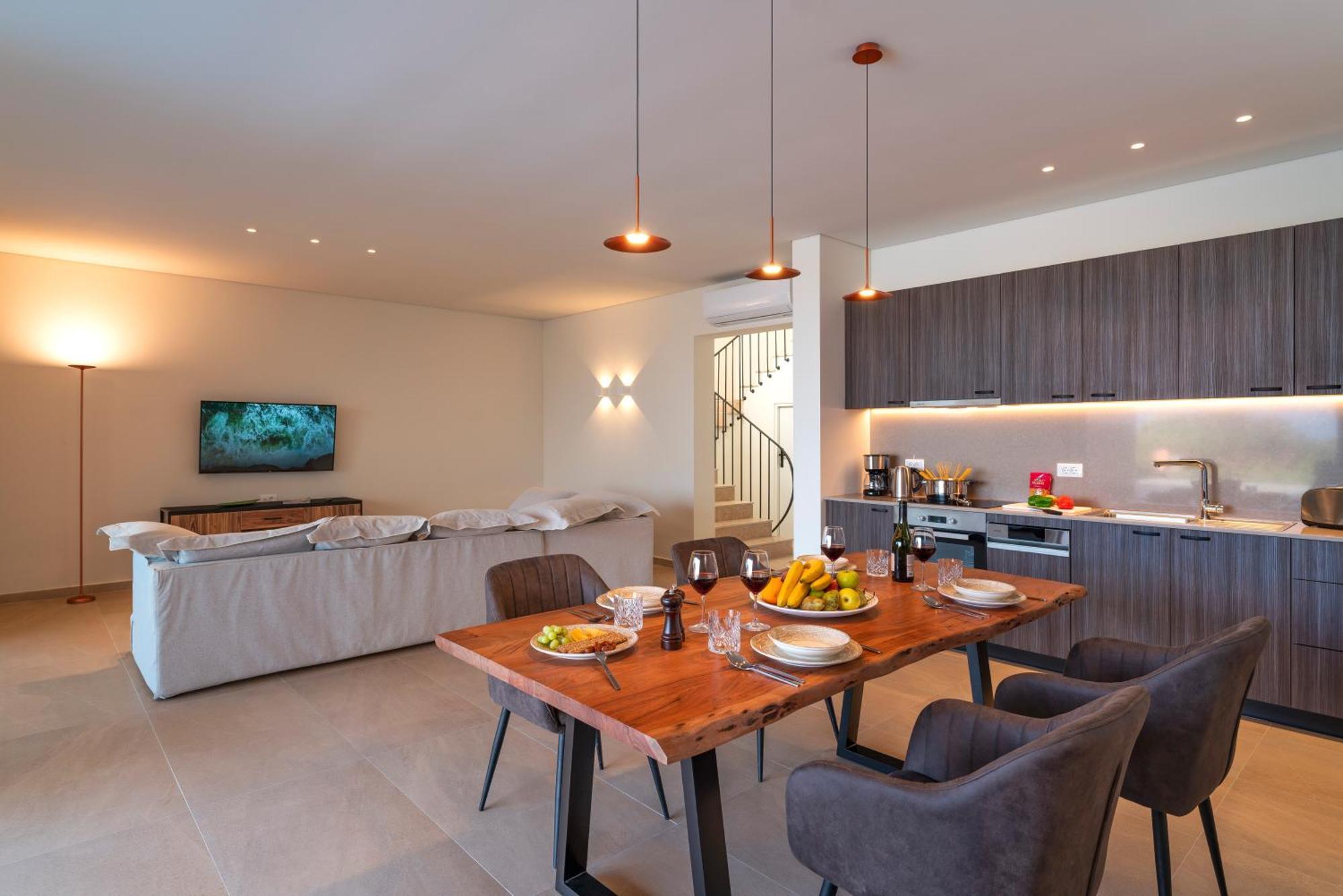 Villa Aethrion &