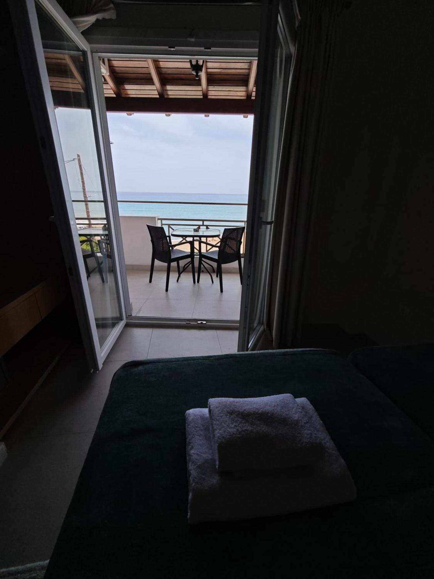 Nereides * Agios Gordios (Corfu)