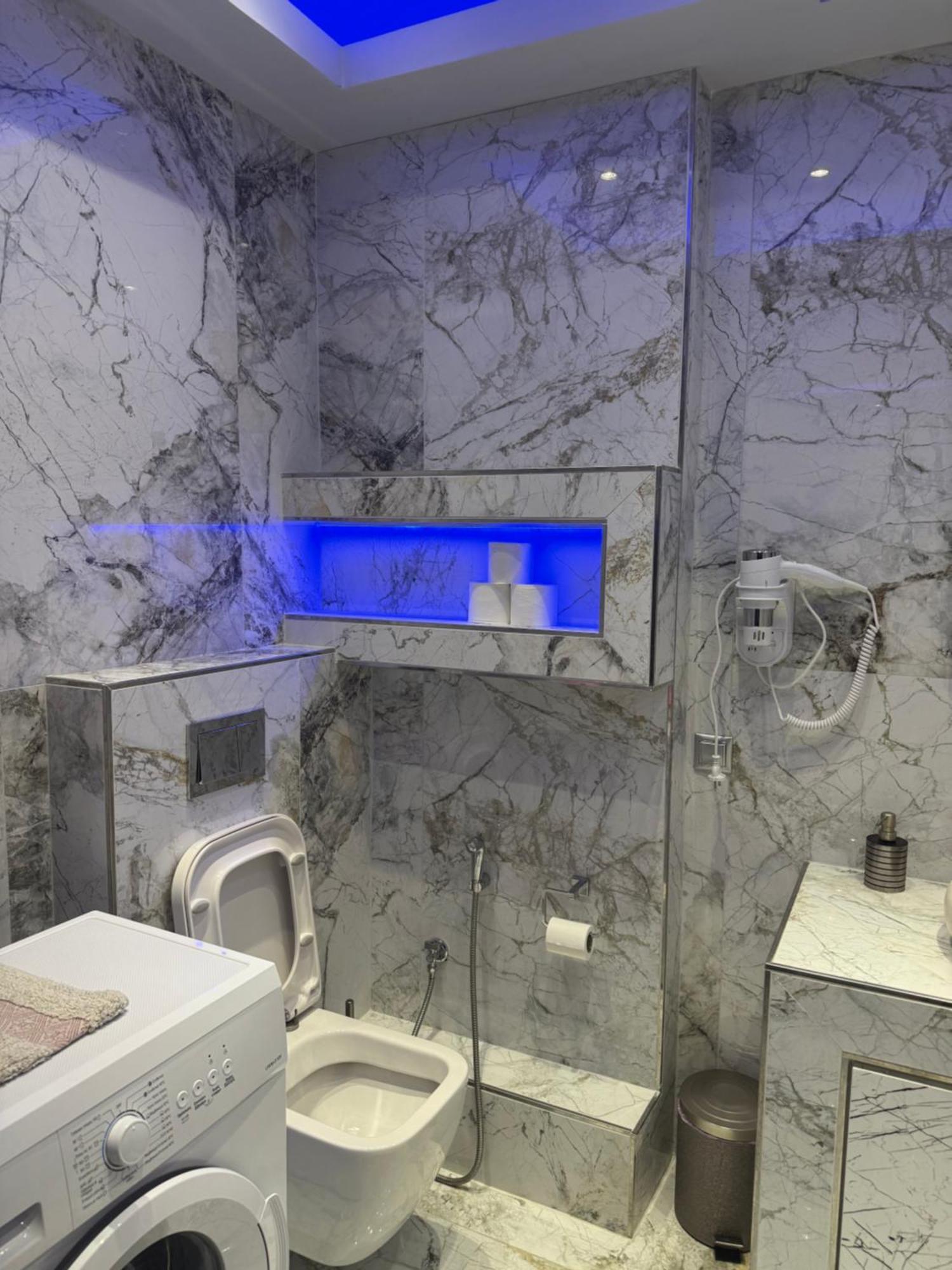 Luxury First Line By Makhome Apartment