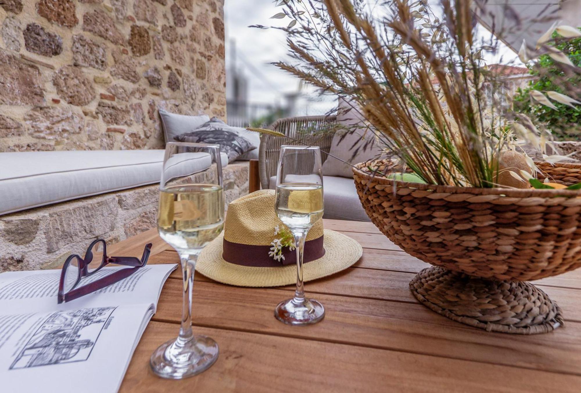 Acro Upscale Residences * Corinth