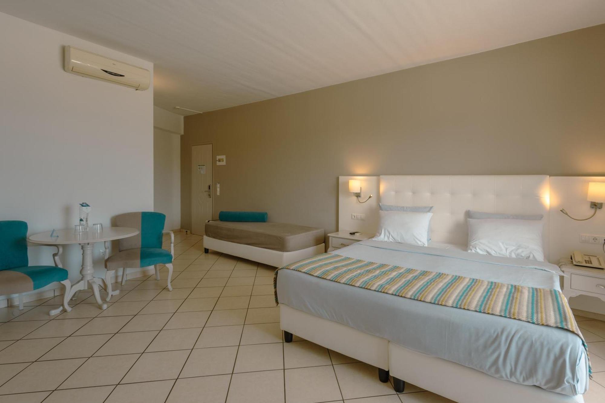 Dore Boutique Agia Marina (Crete)