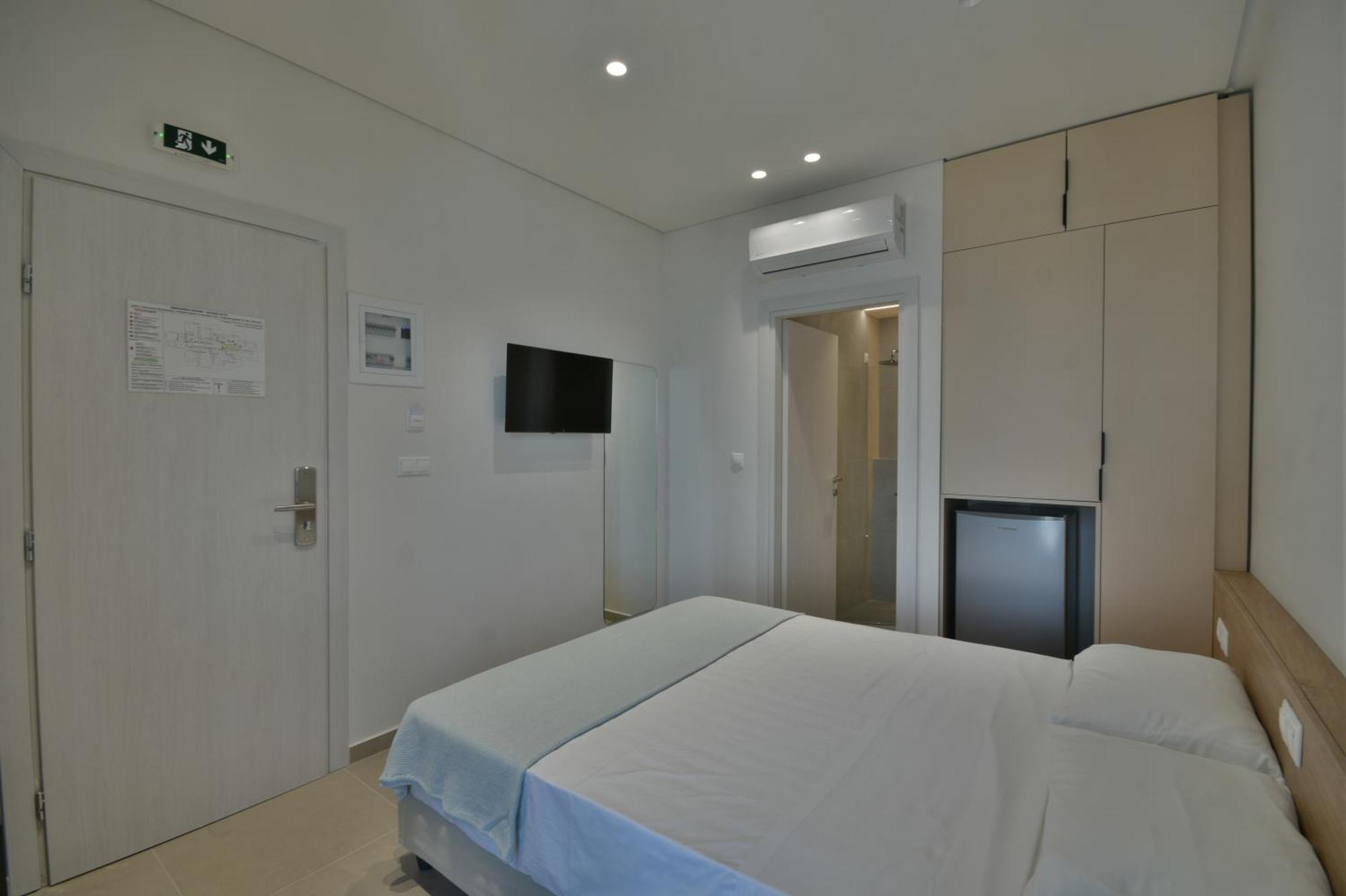 Oceanis Hotel *