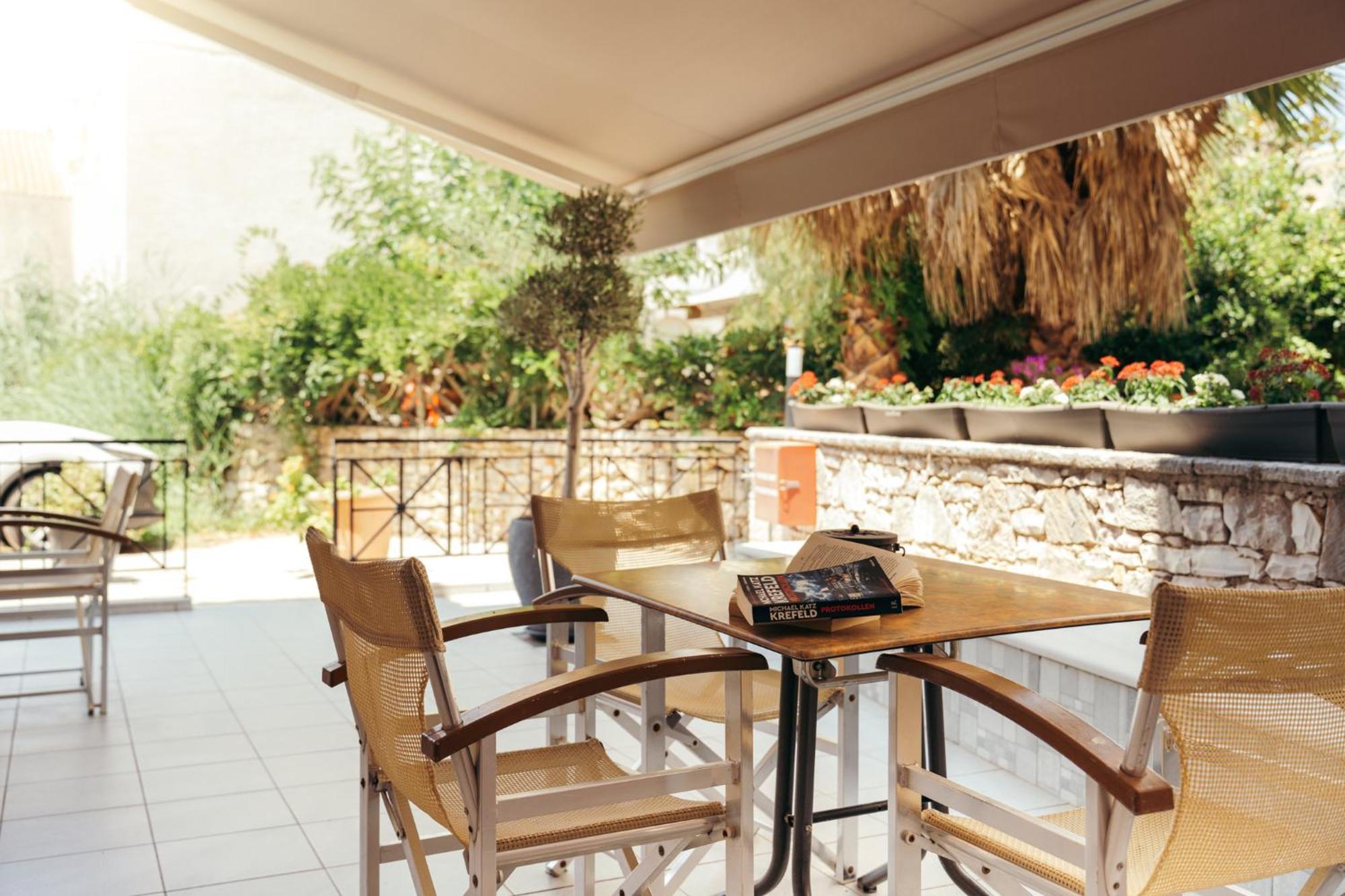 Fotini Aparthotel
