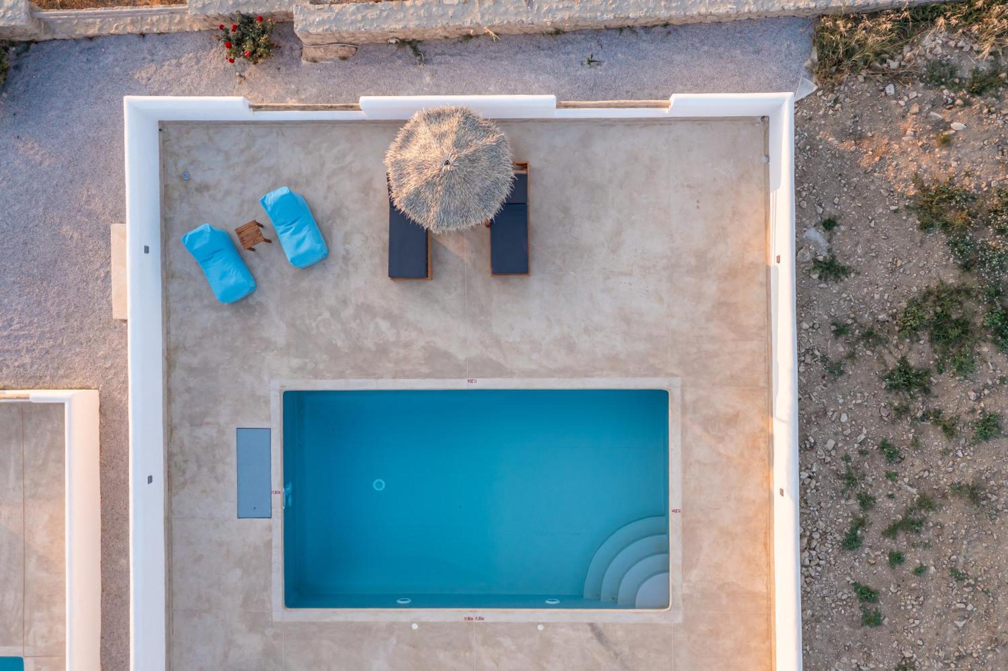 White Cocoon Exclusive Agia Anna (Naxos)
