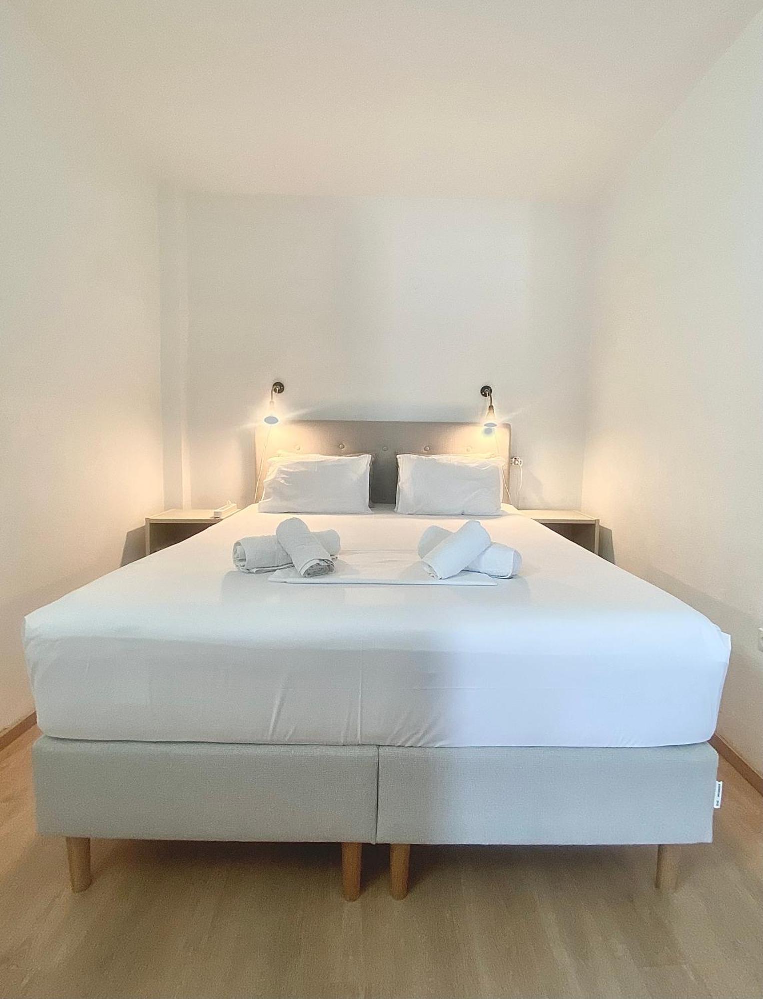 Aparthotel Blue Dolphin Studios And 3*