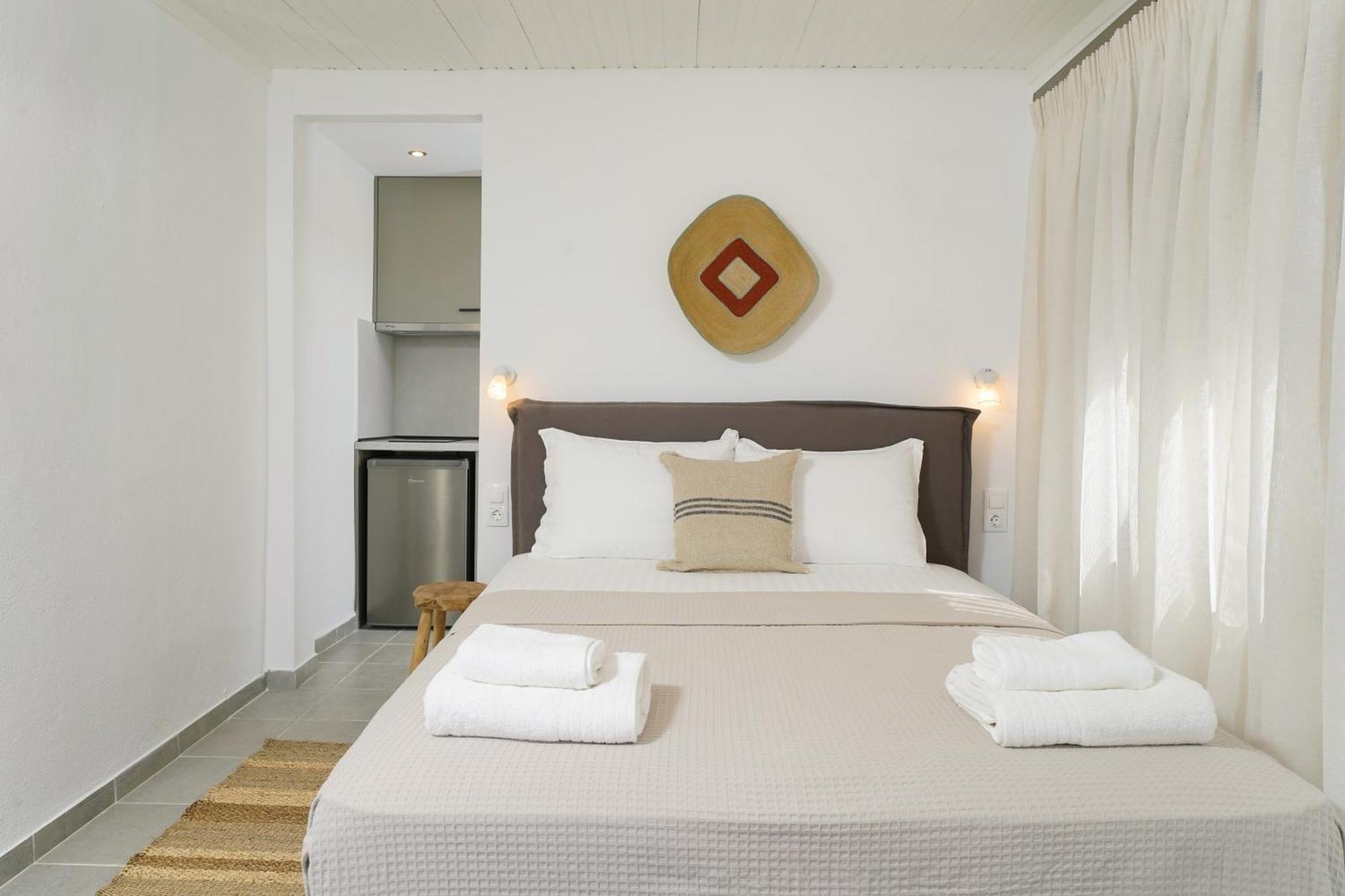 Acroterra - Easy Living Aparthotel