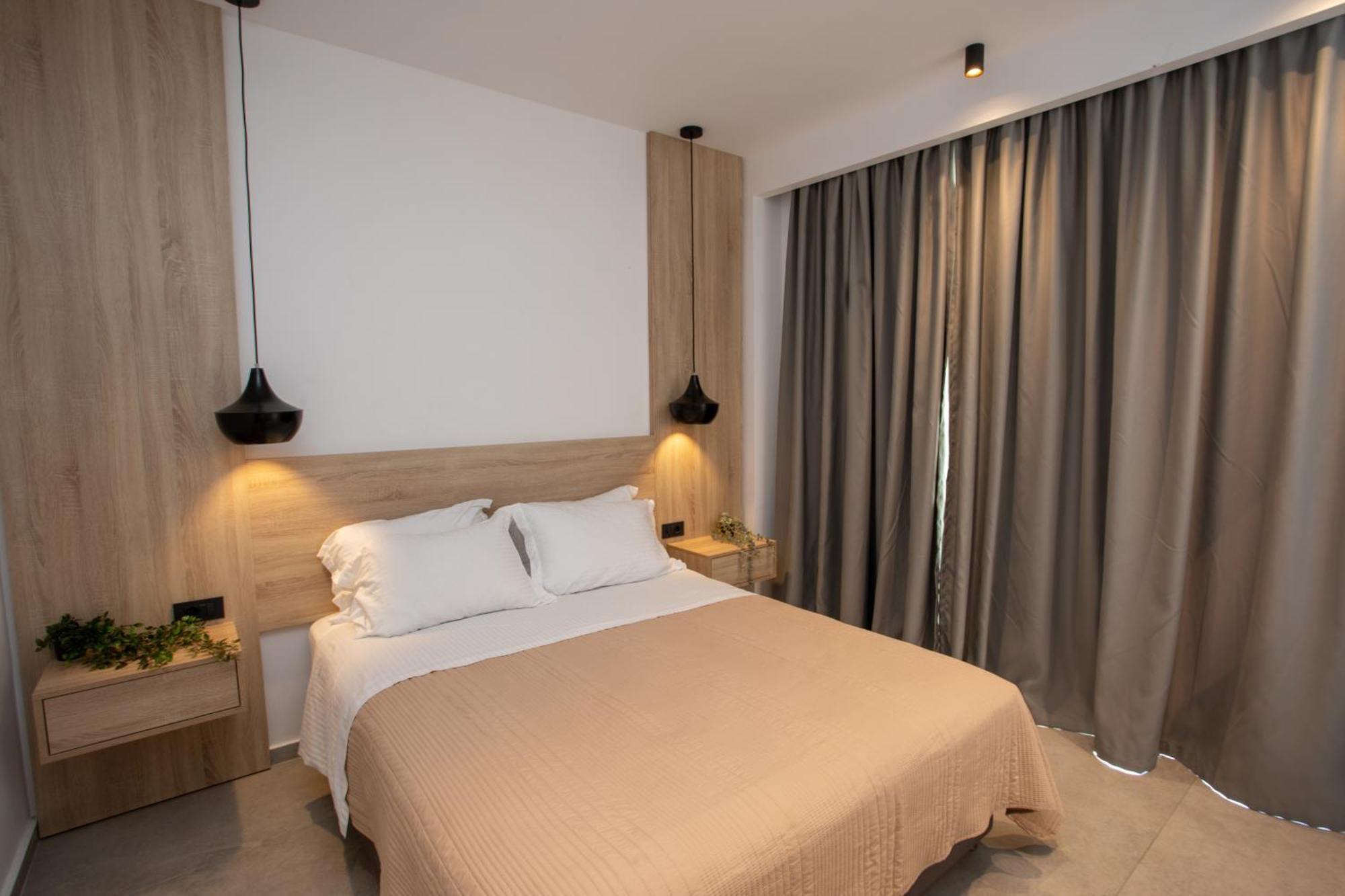 Enjoy Lichnos Bay Village, Camping, And 2* Parga