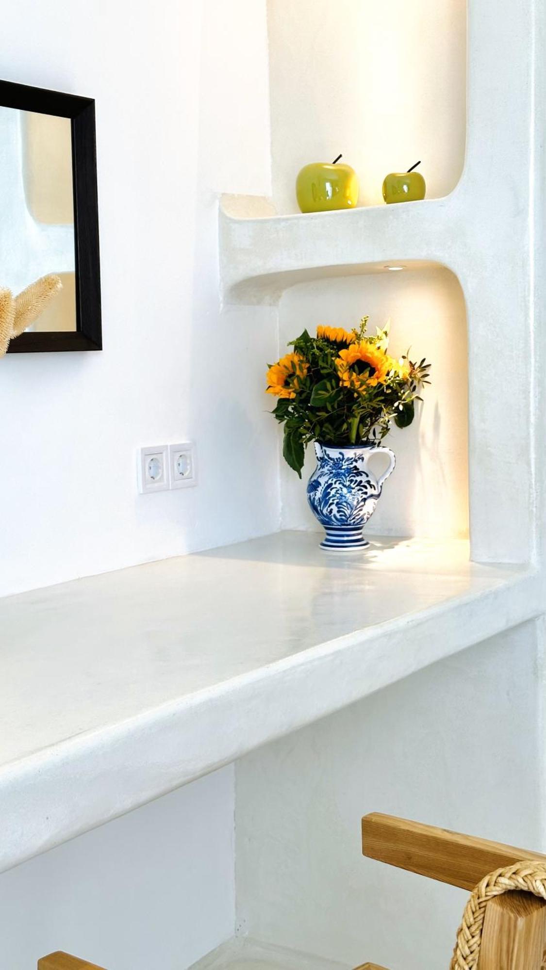 Myconian Theros Luxury