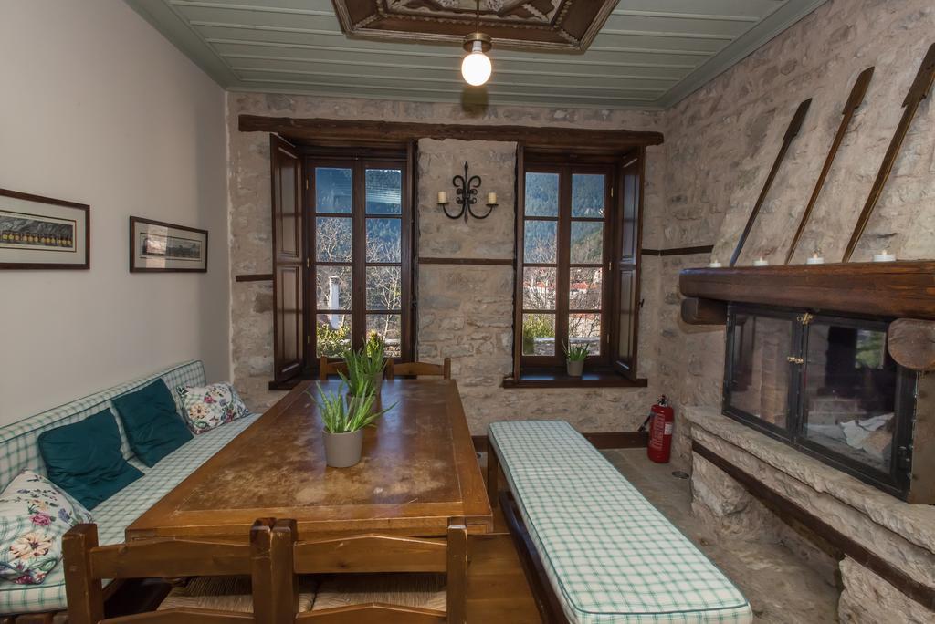 Guest house Epoches Karpenisi
