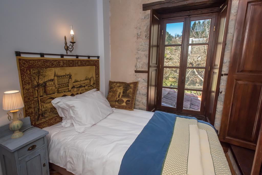 Guest house Epoches Karpenisi