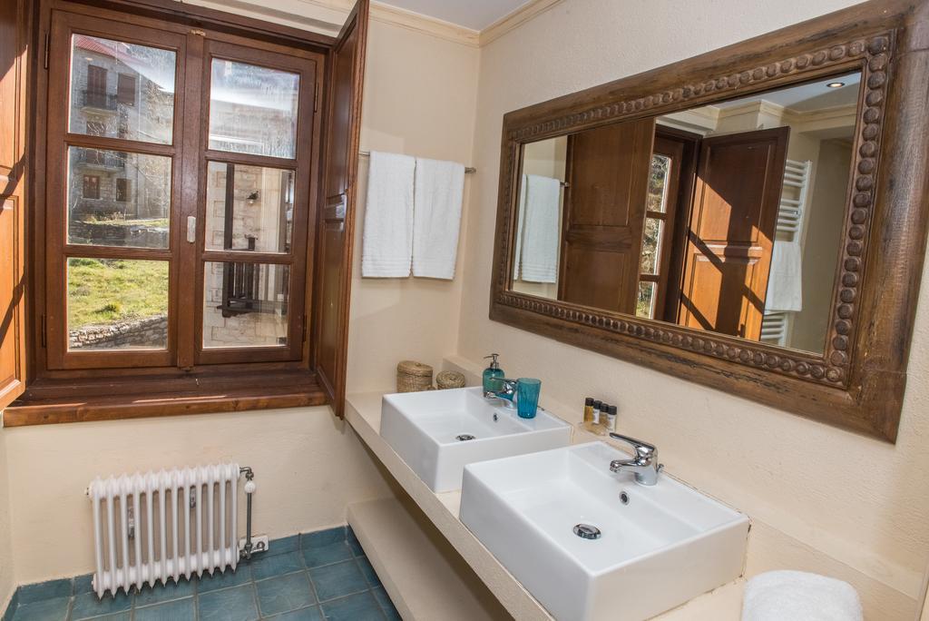 Guest house Epoches