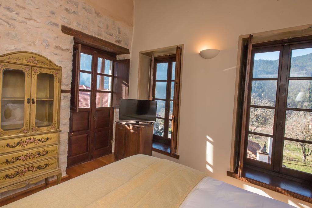 Guest house Epoches Karpenisi