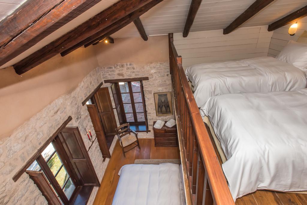 Guest house Epoches 3*