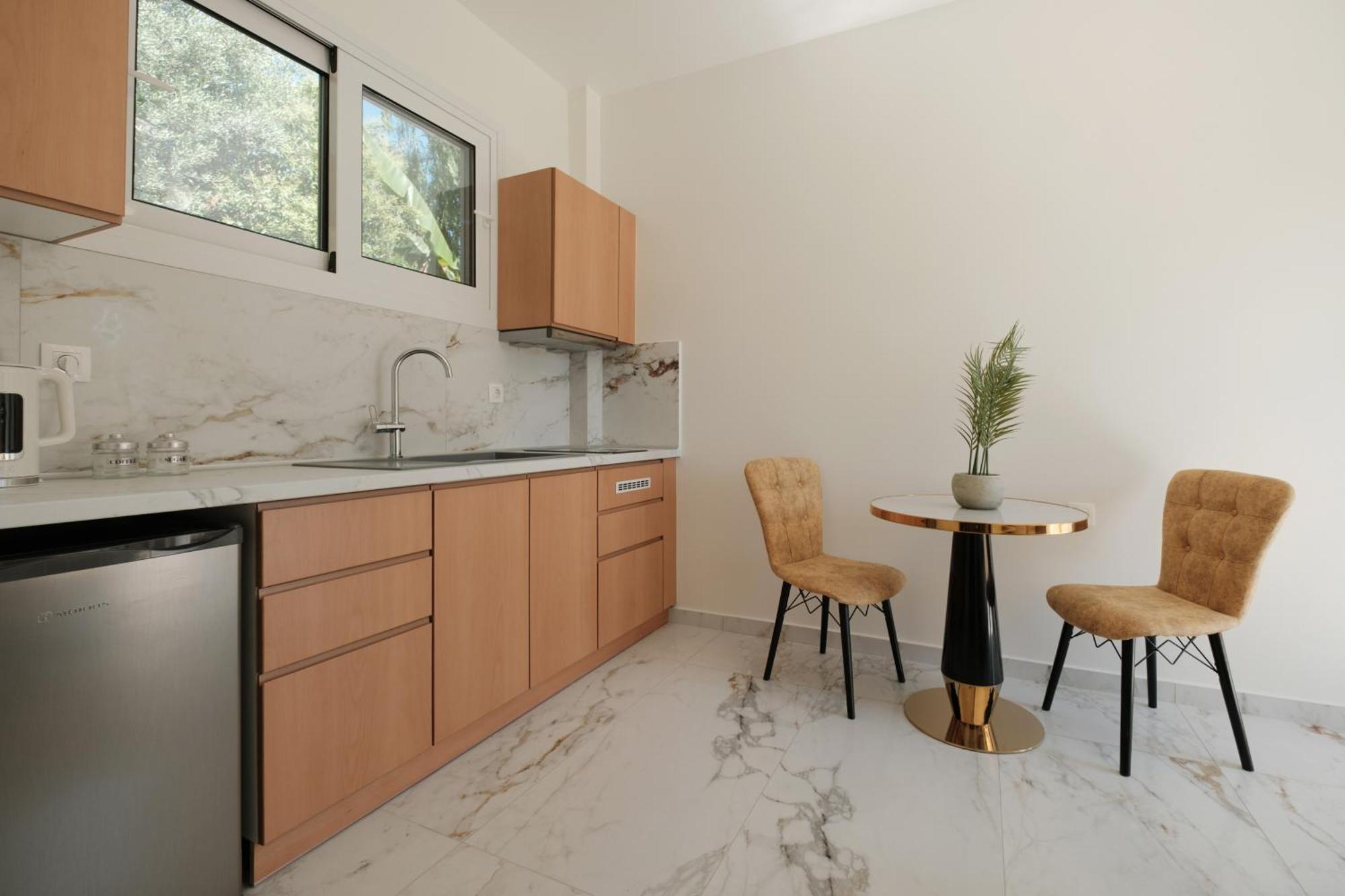 Natural Blue Suites-Canal D'Amour Retreat Apartment *