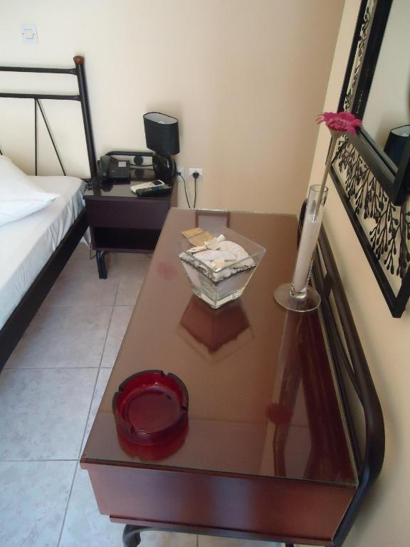 Hotel George *