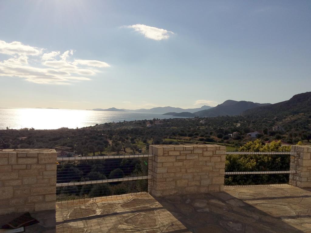 Apartment Kastro Marathokampos