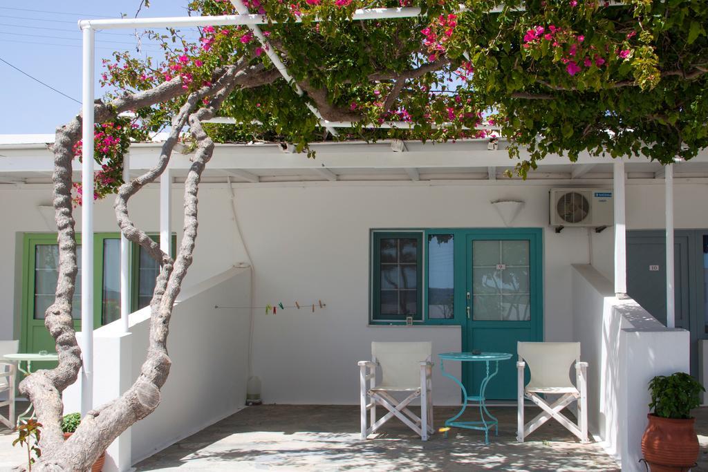 Parasporos Village Adamantas (Milos)