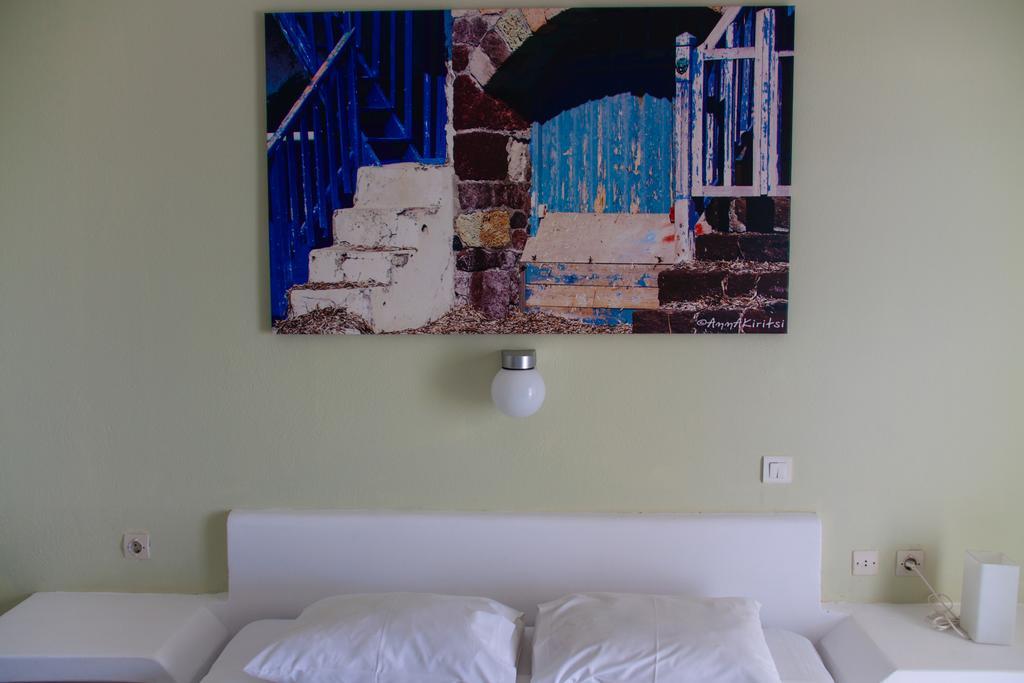 Aparthotel Parasporos Village 2*
