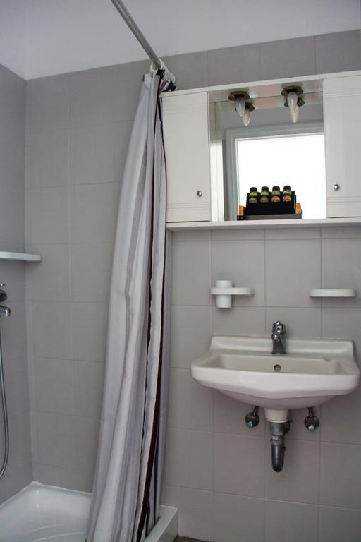 Parasporos Village Aparthotel 2*