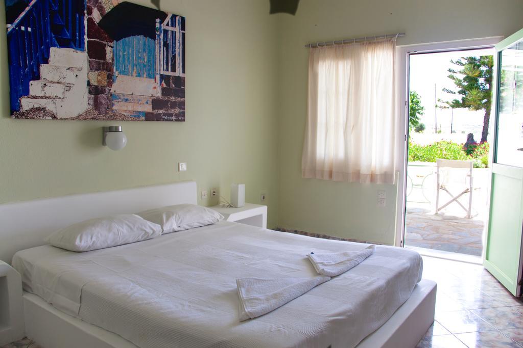 Aparthotel Parasporos Village Adamantas (Milos)