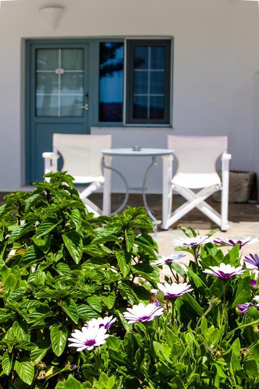 Aparthotel Parasporos Village Adamantas (Milos)