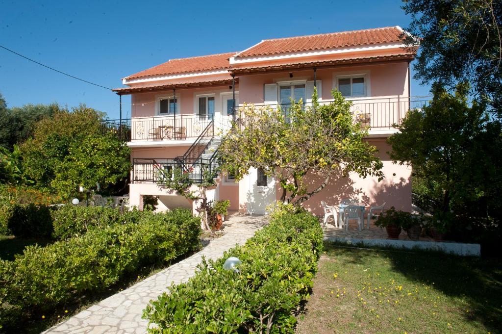 Maria's Paradise Apartment